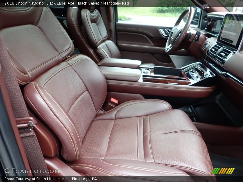 Front Seat of 2018 Navigator Black Label 4x4