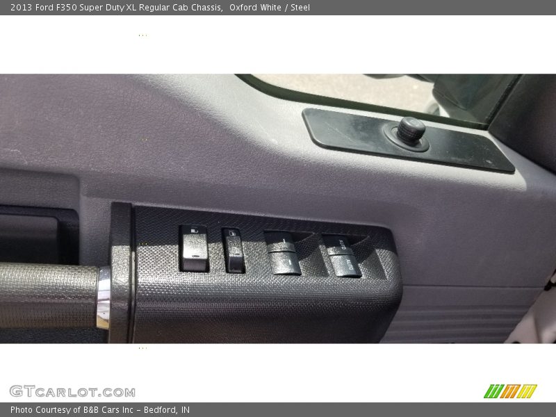 Oxford White / Steel 2013 Ford F350 Super Duty XL Regular Cab Chassis