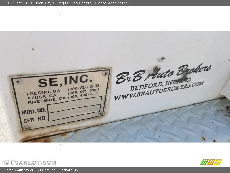 Oxford White / Steel 2013 Ford F350 Super Duty XL Regular Cab Chassis