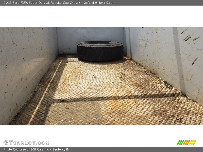 Oxford White / Steel 2013 Ford F350 Super Duty XL Regular Cab Chassis