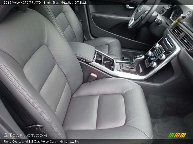 Bright Silver Metallic / Off Black 2016 Volvo XC70 T5 AWD