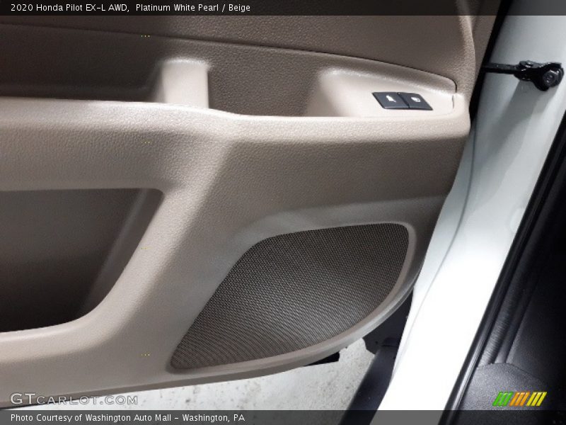 Platinum White Pearl / Beige 2020 Honda Pilot EX-L AWD