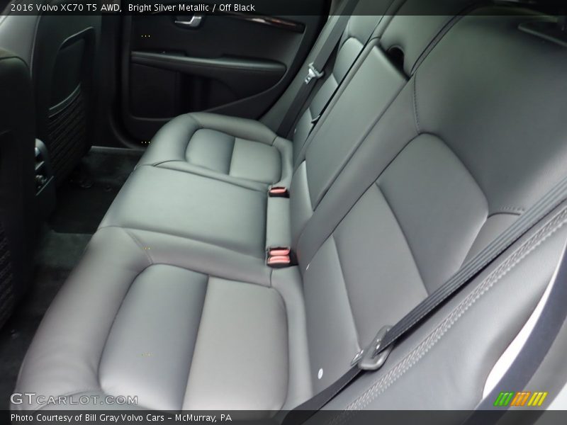 Bright Silver Metallic / Off Black 2016 Volvo XC70 T5 AWD
