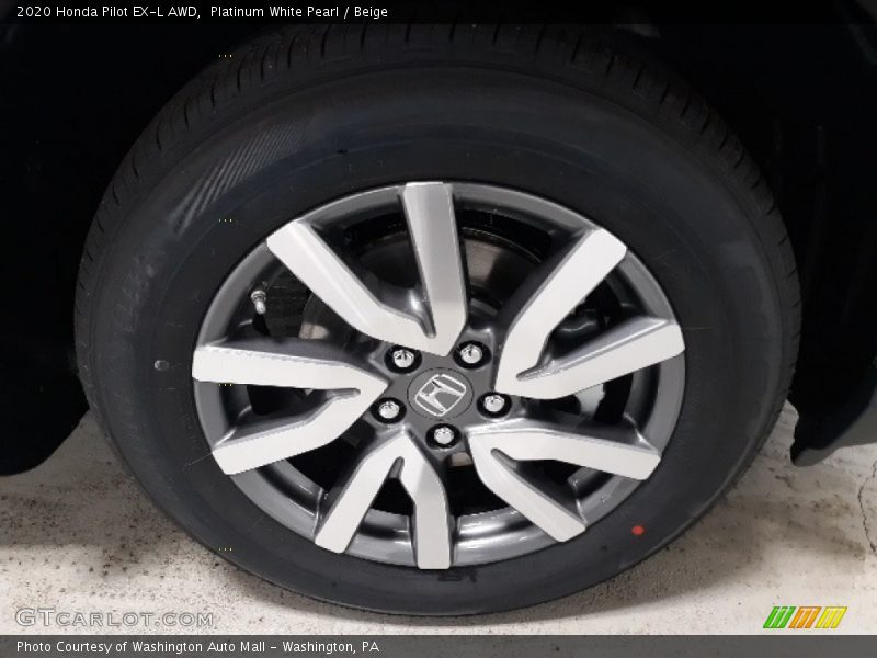 Platinum White Pearl / Beige 2020 Honda Pilot EX-L AWD