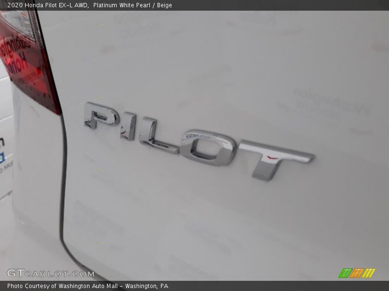 Platinum White Pearl / Beige 2020 Honda Pilot EX-L AWD