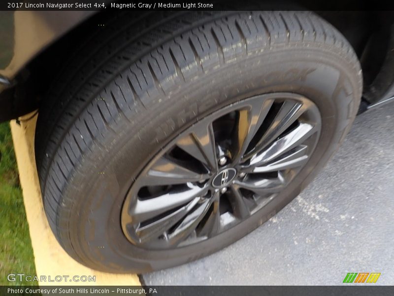 Magnetic Gray / Medium Light Stone 2017 Lincoln Navigator Select 4x4