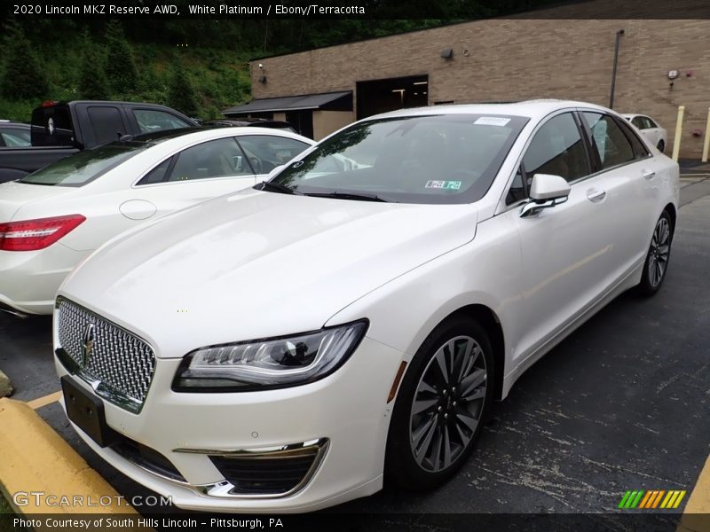 Front 3/4 View of 2020 MKZ Reserve AWD