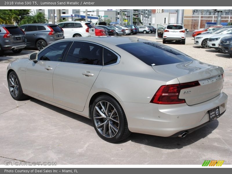 Luminous Sand Metallic / Amber 2018 Volvo S90 T5