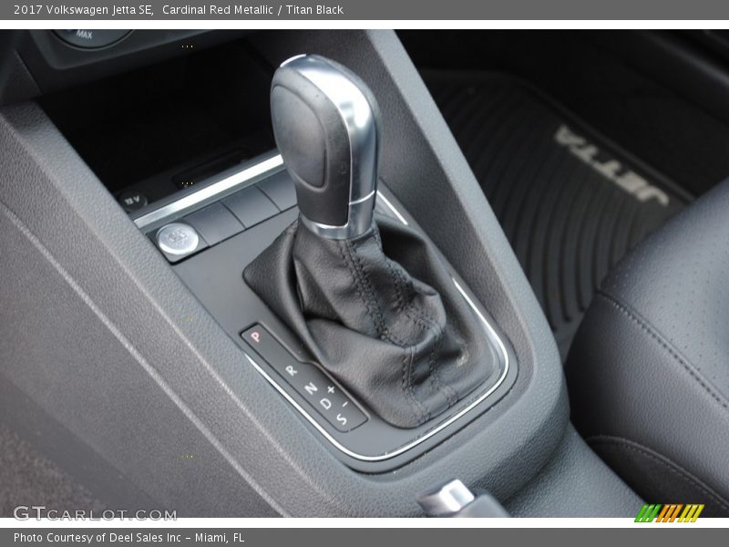 Cardinal Red Metallic / Titan Black 2017 Volkswagen Jetta SE