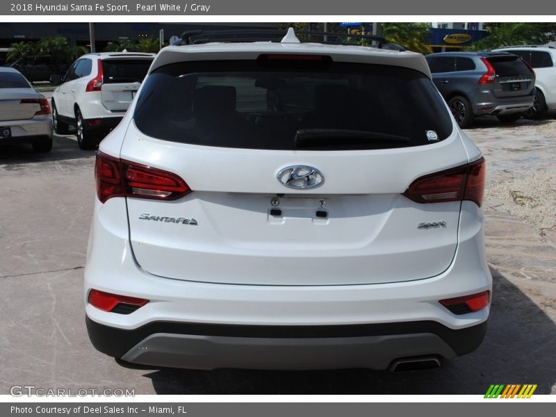 Pearl White / Gray 2018 Hyundai Santa Fe Sport