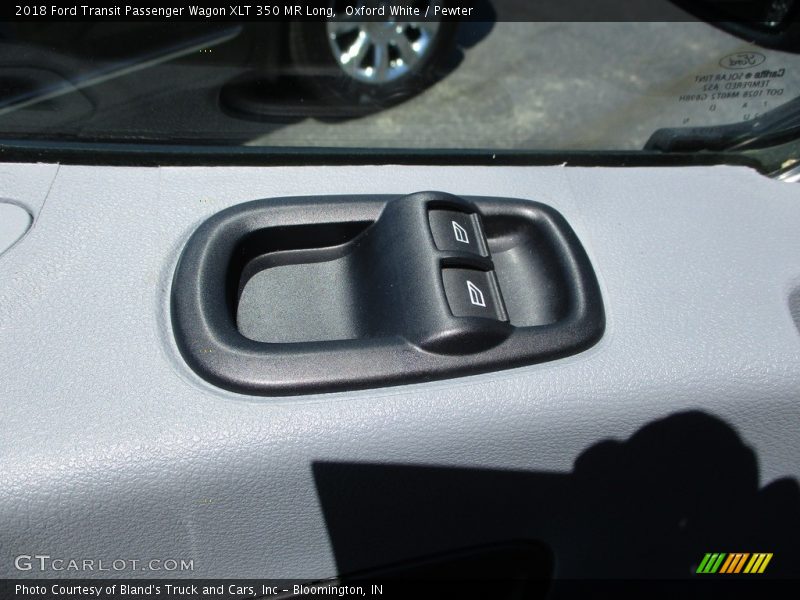 Oxford White / Pewter 2018 Ford Transit Passenger Wagon XLT 350 MR Long