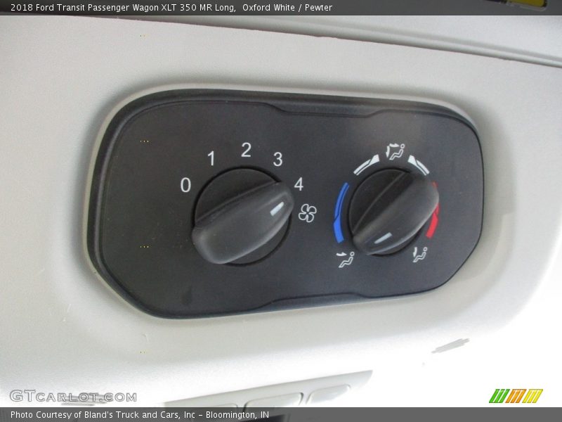 Oxford White / Pewter 2018 Ford Transit Passenger Wagon XLT 350 MR Long