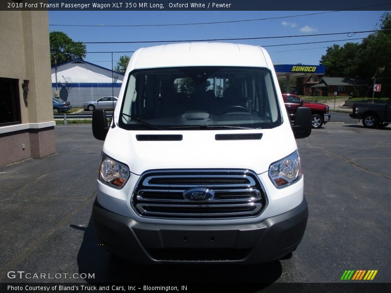 Oxford White / Pewter 2018 Ford Transit Passenger Wagon XLT 350 MR Long