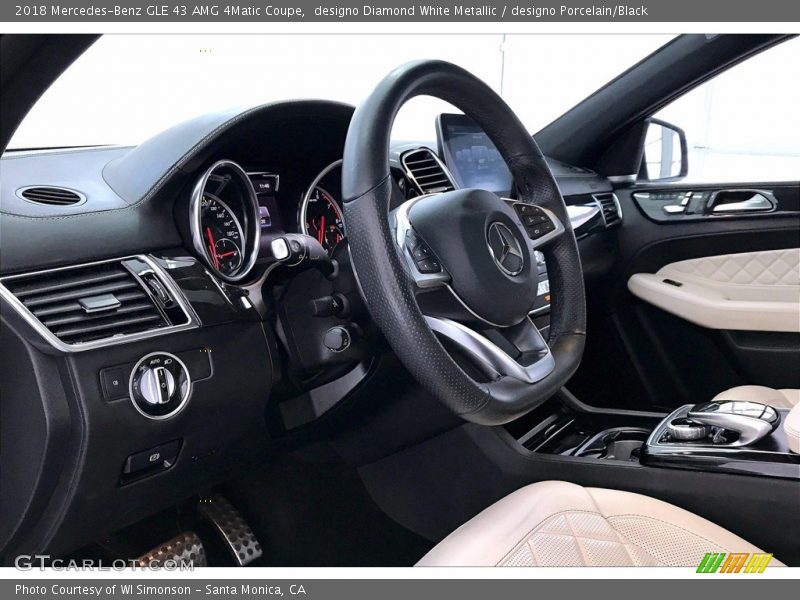 designo Diamond White Metallic / designo Porcelain/Black 2018 Mercedes-Benz GLE 43 AMG 4Matic Coupe