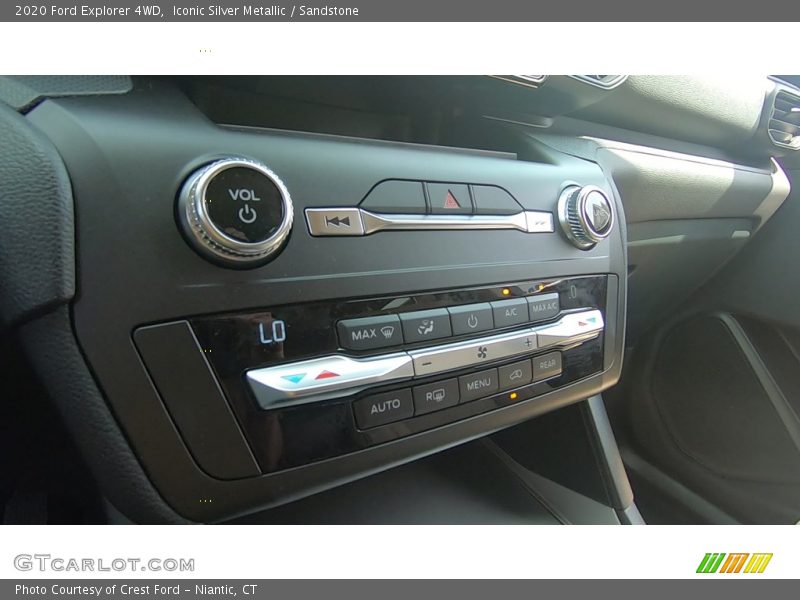 Iconic Silver Metallic / Sandstone 2020 Ford Explorer 4WD