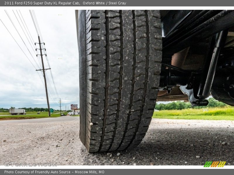 Oxford White / Steel Gray 2011 Ford F250 Super Duty XL Regular Cab