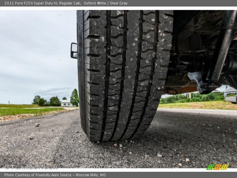 Oxford White / Steel Gray 2011 Ford F250 Super Duty XL Regular Cab