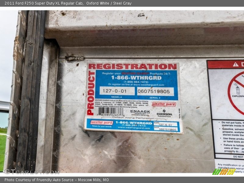 Oxford White / Steel Gray 2011 Ford F250 Super Duty XL Regular Cab