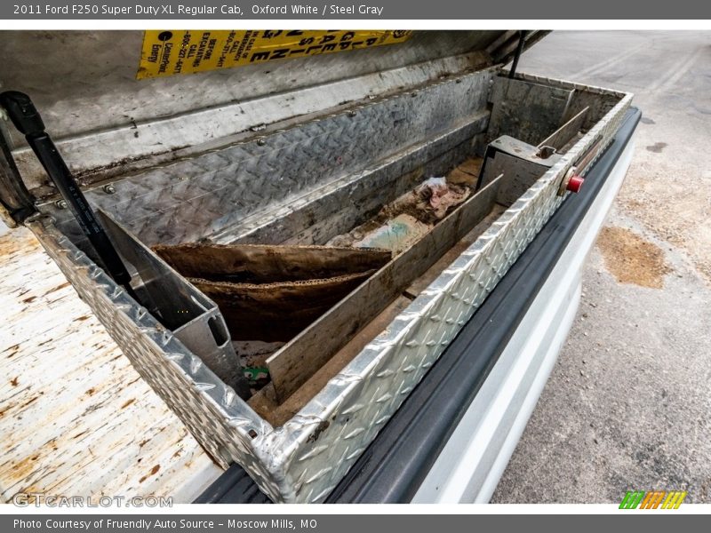 Oxford White / Steel Gray 2011 Ford F250 Super Duty XL Regular Cab