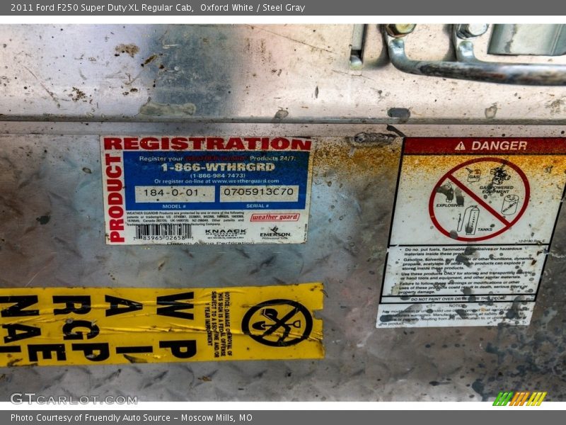 Oxford White / Steel Gray 2011 Ford F250 Super Duty XL Regular Cab