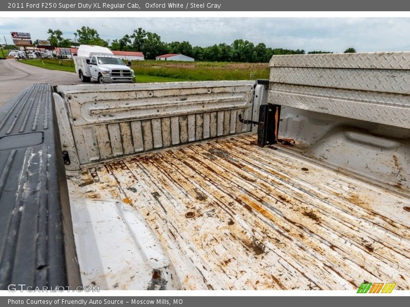 Oxford White / Steel Gray 2011 Ford F250 Super Duty XL Regular Cab