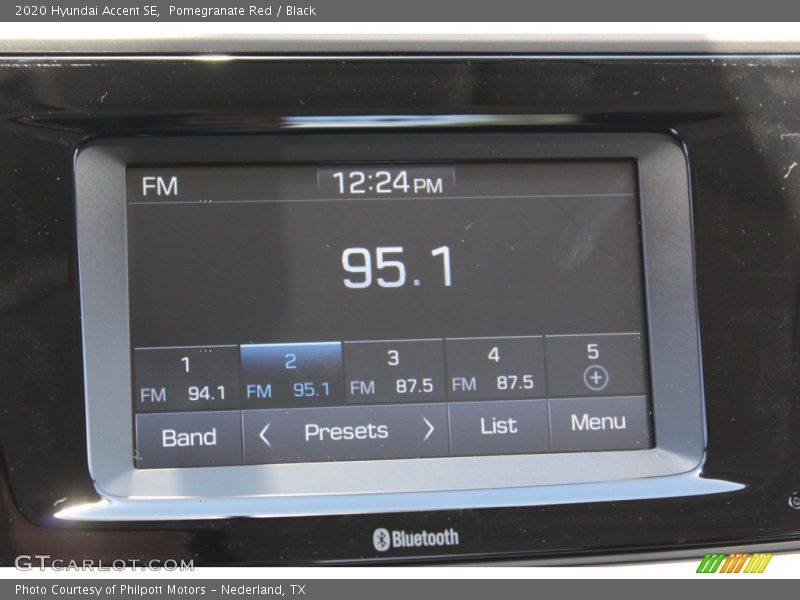 Pomegranate Red / Black 2020 Hyundai Accent SE