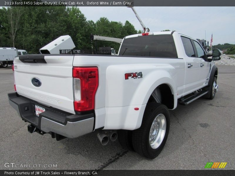 Oxford White / Earth Gray 2019 Ford F450 Super Duty XL Crew Cab 4x4
