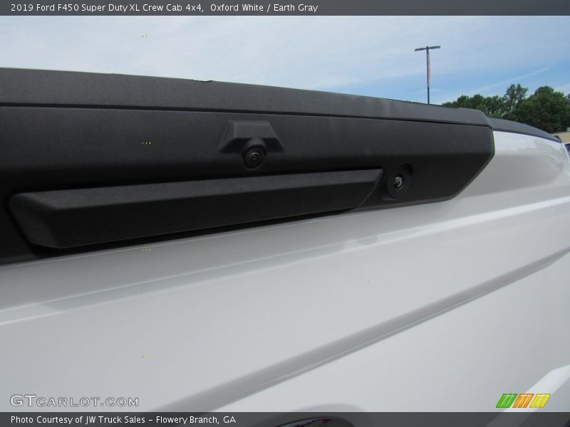 Oxford White / Earth Gray 2019 Ford F450 Super Duty XL Crew Cab 4x4