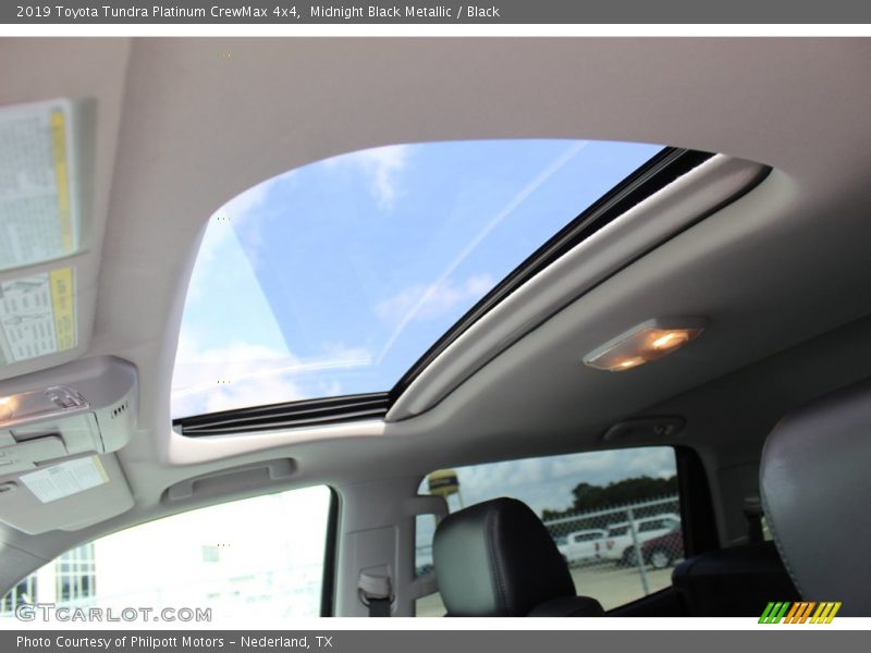 Midnight Black Metallic / Black 2019 Toyota Tundra Platinum CrewMax 4x4