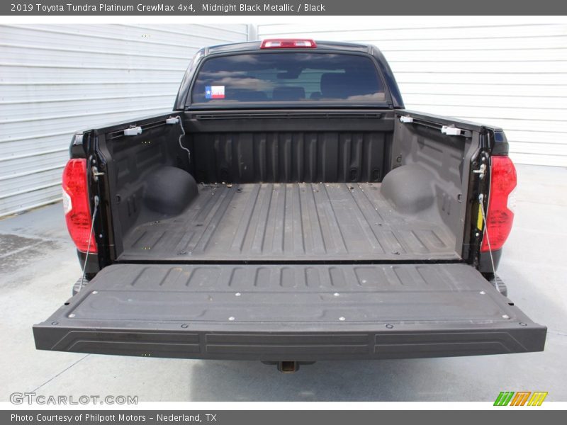 Midnight Black Metallic / Black 2019 Toyota Tundra Platinum CrewMax 4x4