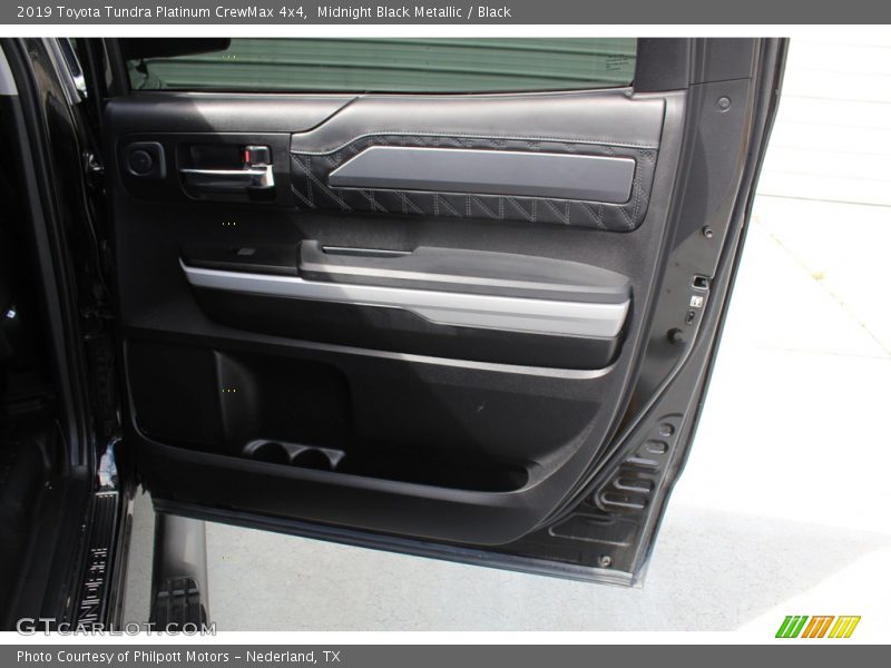 Midnight Black Metallic / Black 2019 Toyota Tundra Platinum CrewMax 4x4