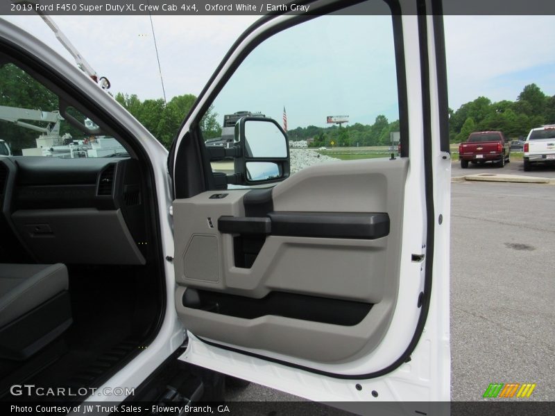 Oxford White / Earth Gray 2019 Ford F450 Super Duty XL Crew Cab 4x4