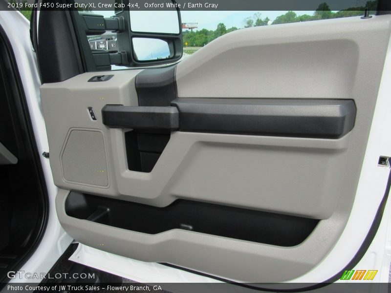 Oxford White / Earth Gray 2019 Ford F450 Super Duty XL Crew Cab 4x4