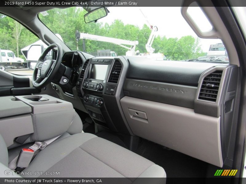 Oxford White / Earth Gray 2019 Ford F450 Super Duty XL Crew Cab 4x4
