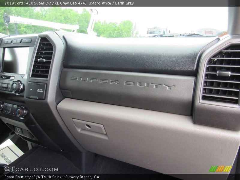 Oxford White / Earth Gray 2019 Ford F450 Super Duty XL Crew Cab 4x4