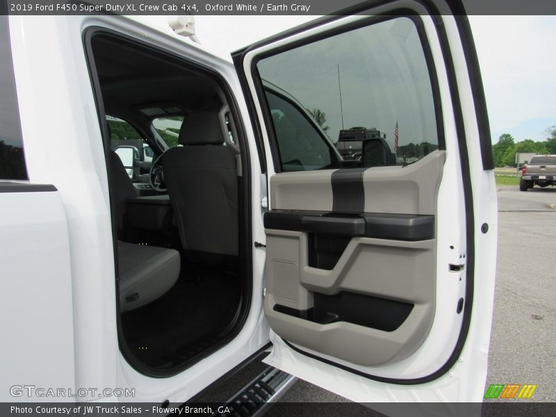 Oxford White / Earth Gray 2019 Ford F450 Super Duty XL Crew Cab 4x4