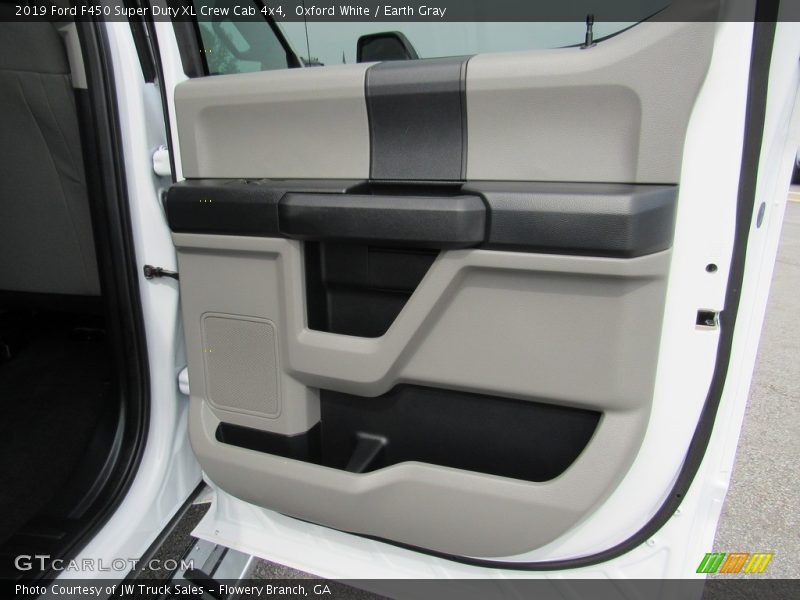 Oxford White / Earth Gray 2019 Ford F450 Super Duty XL Crew Cab 4x4