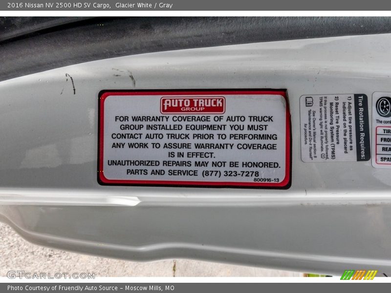 Glacier White / Gray 2016 Nissan NV 2500 HD SV Cargo