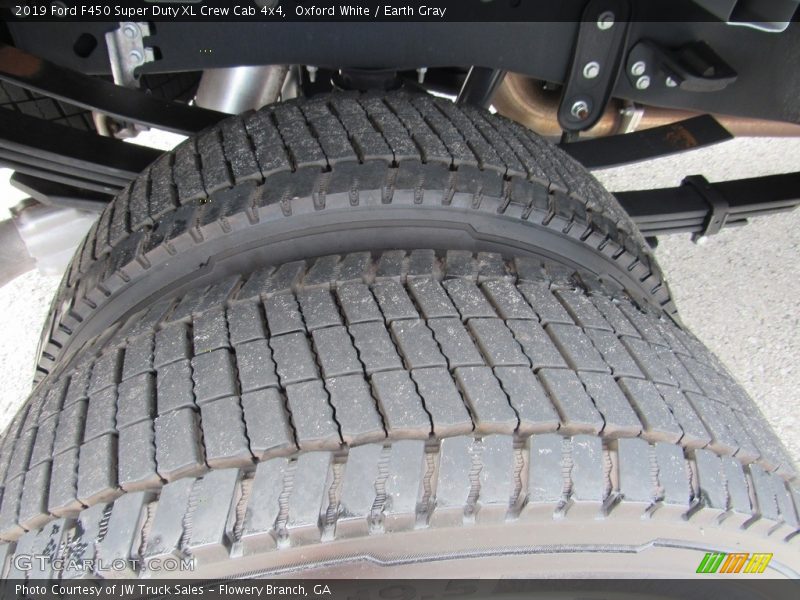 Oxford White / Earth Gray 2019 Ford F450 Super Duty XL Crew Cab 4x4