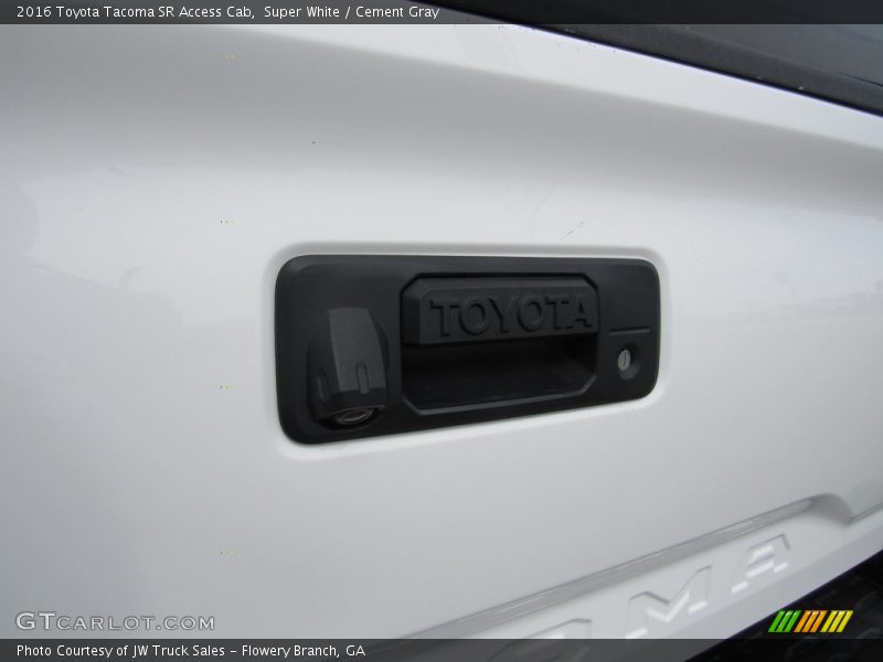 Super White / Cement Gray 2016 Toyota Tacoma SR Access Cab