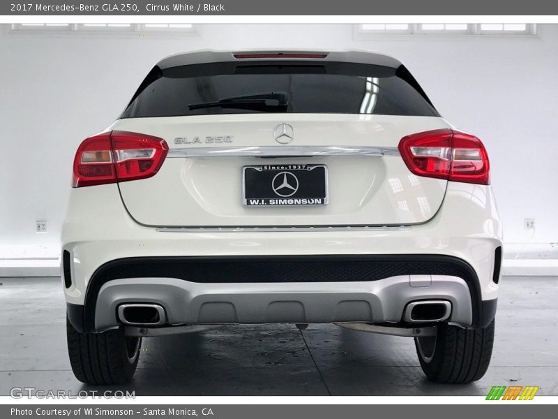 Cirrus White / Black 2017 Mercedes-Benz GLA 250
