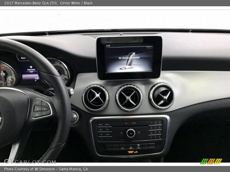 Cirrus White / Black 2017 Mercedes-Benz GLA 250