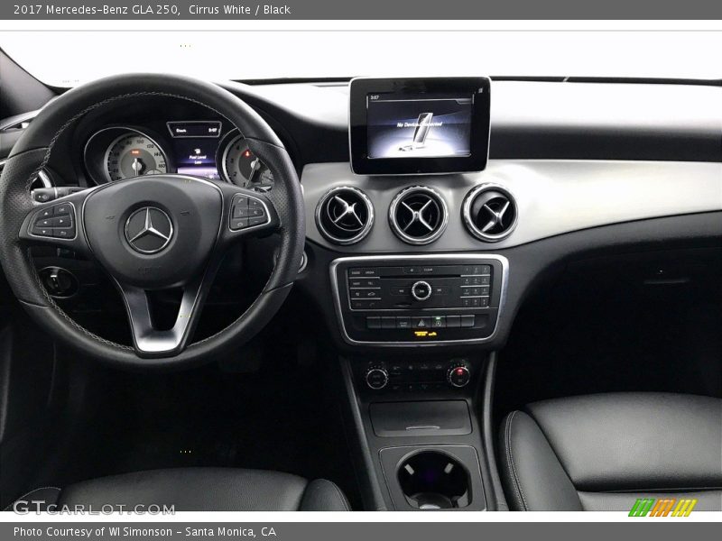 Cirrus White / Black 2017 Mercedes-Benz GLA 250