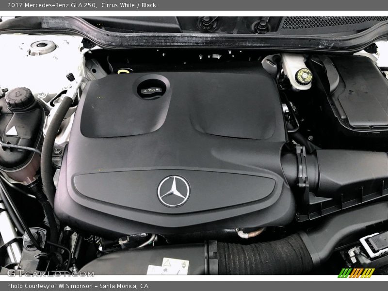 Cirrus White / Black 2017 Mercedes-Benz GLA 250