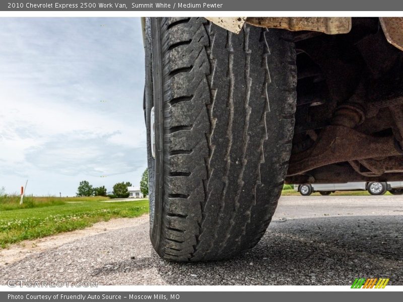 Summit White / Medium Pewter 2010 Chevrolet Express 2500 Work Van