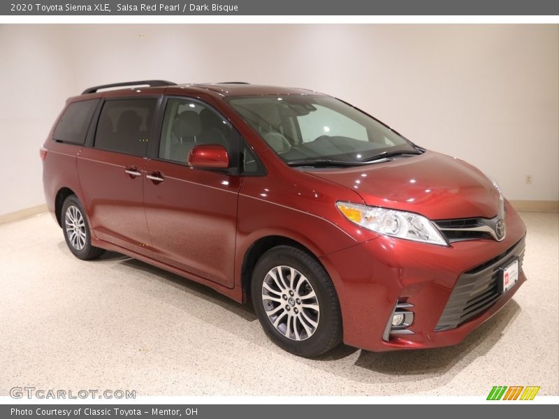 Salsa Red Pearl / Dark Bisque 2020 Toyota Sienna XLE