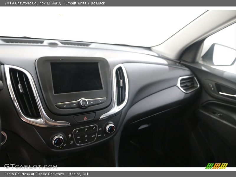 Summit White / Jet Black 2019 Chevrolet Equinox LT AWD