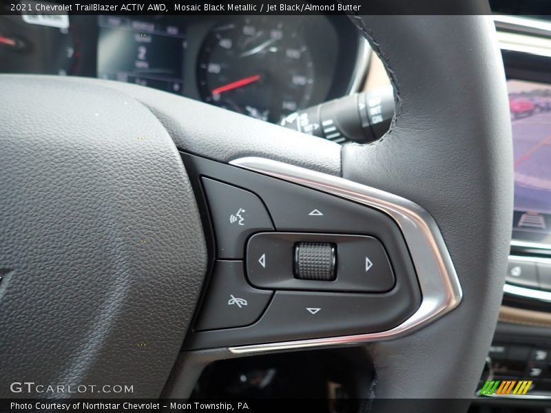  2021 TrailBlazer ACTIV AWD Steering Wheel