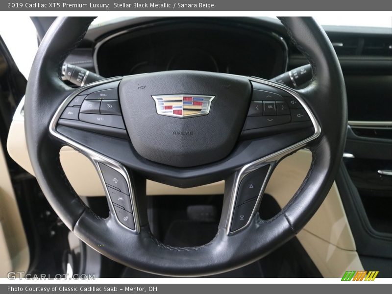  2019 XT5 Premium Luxury Steering Wheel