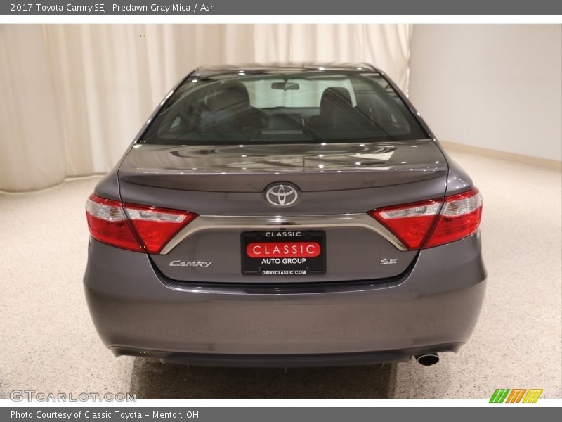 Predawn Gray Mica / Ash 2017 Toyota Camry SE